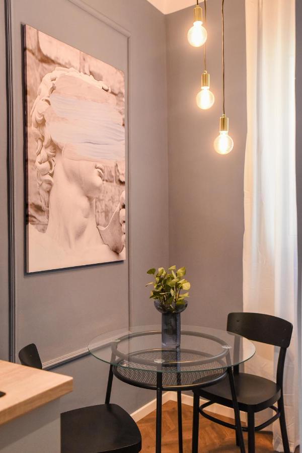 Modern Stay - Central Studios With Wall Projector Near Radisson Bukurešť Exteriér fotografie