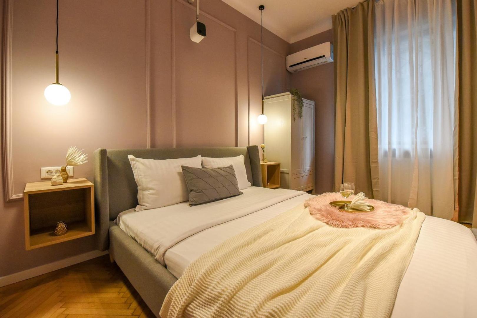Modern Stay - Central Studios With Wall Projector Near Radisson Bukurešť Pokoj fotografie