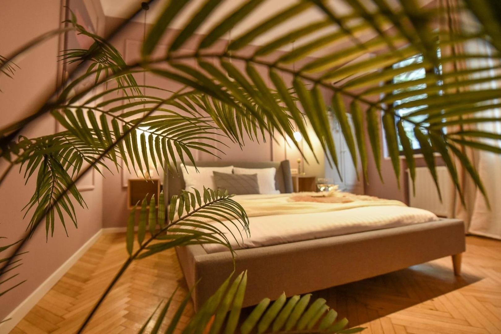 Modern Stay - Central Studios With Wall Projector Near Radisson Bukurešť Pokoj fotografie
